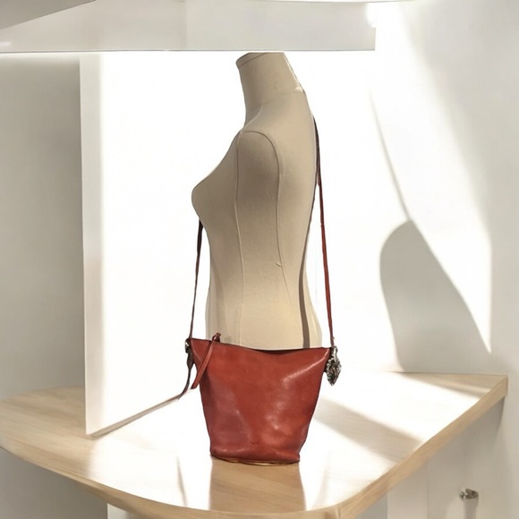 Vintage Coach Leather Crossbody Shoulder Bag. - Picture 8 of 8